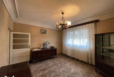 Casă cu 5 camere cu Canalizare în Brănești - 12