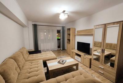 Apartament cu 2 camere decomandat în Nicolina