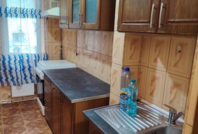 Apartament cu 2 camere semidecomandat în Exterior Vest