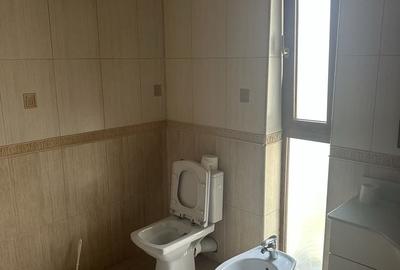 Casă cu 4 camere în Giroc