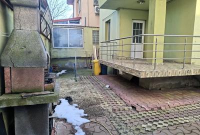 Casă individuală cu 10 camere cu Canalizare în Doamna Ghica - 29