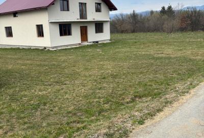 Casă cu 4 camere în Crăciunești - 5
