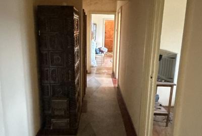 Apartament cu 4 camere semidecomandat în Exterior Vest - 2