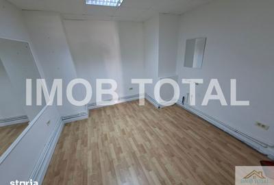 Spațiu comercial, de 60 mp, în Central - 1