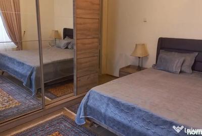 Apartament cu 4 camere semidecomandat în Grădina Icoanei