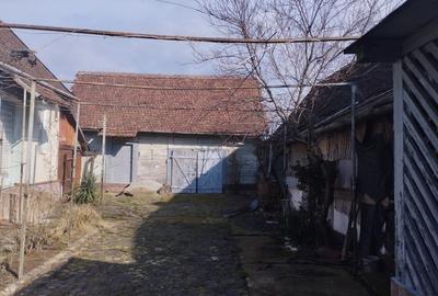 Casă individuală cu 5 camere cu Teren 1800 Mp în Buteni - 12