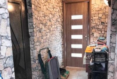 Casă cu Teren 246 Mp în Ostrovu Corbului