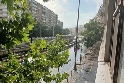 Apartament cu 3 camere semidecomandat în Ștefan cel Mare - 1