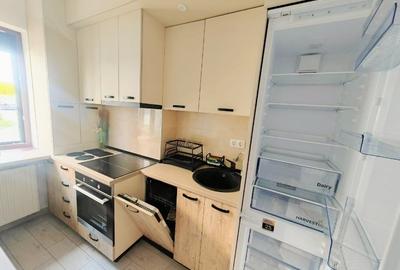 Apartament cu 2 camere decomandat în Tractorul - 2