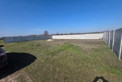 Teren de 478 mp, în Malu Mare