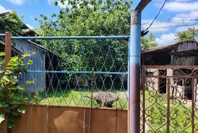 Casă cu 4 camere cu Teren 2023 Mp în Central - 7