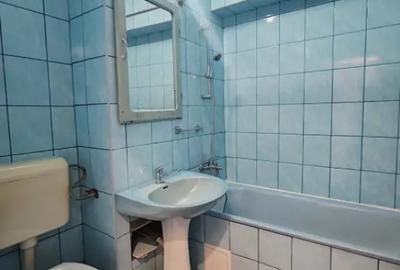 Apartament cu 3 camere semidecomandat în Ultracentral