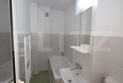 Garsonieră decomandată în Central