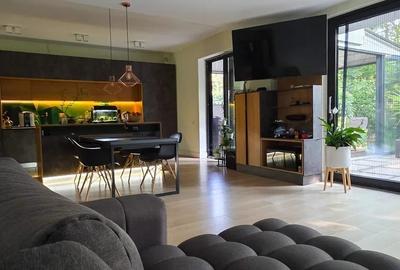 Casă cu 5 camere cu Teren 300 Mp în Viile Noi