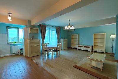 Apartament cu 3 camere decomandat, mobilat în Central