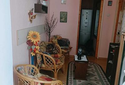 Apartament cu 2 camere decomandat în Big