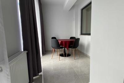 Apartament cu 2 camere decomandat în Palazu Mare - 1