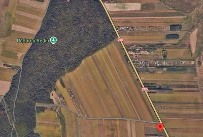 Teren de 5500 mp, în Central