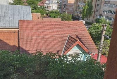Garsonieră în Tolstoi - 2