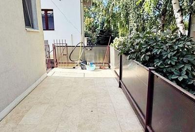 Apartament cu 3 camere în Piața Unirii
