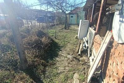 Casă cu 2 camere cu Teren 427 Mp în Girocului