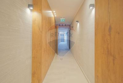 Apartament cu 4 camere decomandat, mobilat în Tractorul - 19