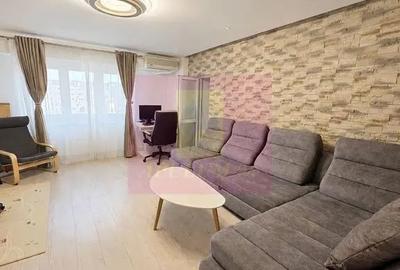 Apartament cu 3 camere decomandat în Unirii