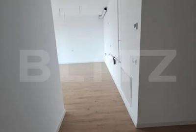 Apartament cu 3 camere decomandat în Livezeni