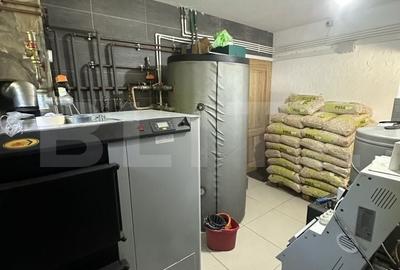 Casă cu 4 camere în Colibița