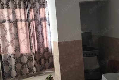 Apartament cu 2 camere decomandat în Central - 2