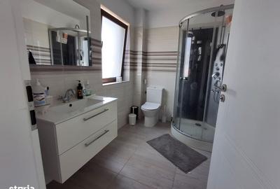 Casă cu 4 camere în Bucium