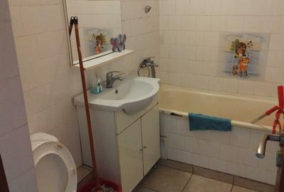 Apartament cu 2 camere decomandat în Calarași 4 - 1