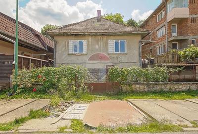 Casă individuală cu 4 camere cu Teren 104 Mp în Centrul Civic