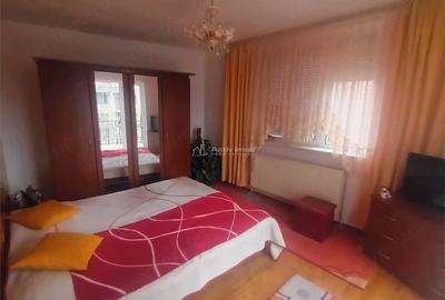 Casă cu 5 camere cu Teren 260 Mp în Mazepa 1