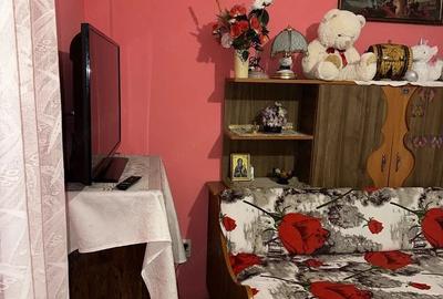Garsonieră decomandată în Apărătorii Patriei