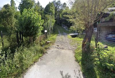 Teren Construcții intravilan de 888 mp, în Podul Vadului