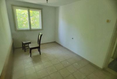 Casă cu Teren 117 Mp în Central
