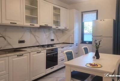 Apartament cu 3 camere decomandat, mobilat în Zorilor