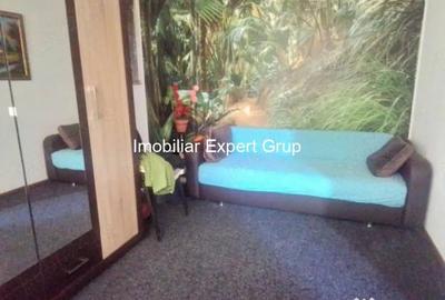 Apartament cu 3 camere decomandat în Calea Călărașilor