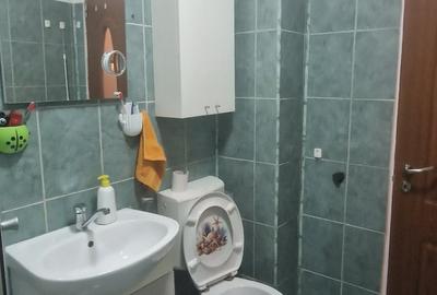 Garsonieră decomandată, mobilată în Florești - 9