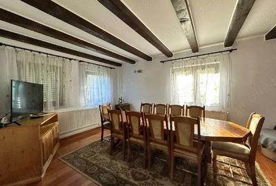 Casă cu 4 camere cu Teren 3400 Mp în Porumbacu de Sus - 2