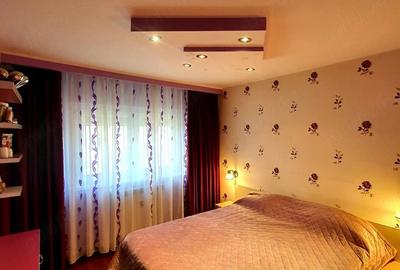 Apartament cu 3 camere decomandat în Micro 17 - 1