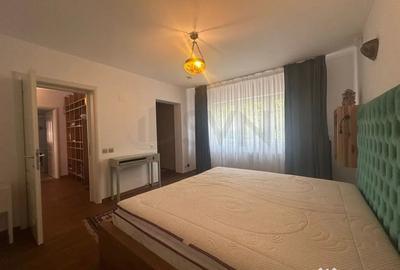 Casă cu 5 camere cu Teren 400 Mp în Pipera