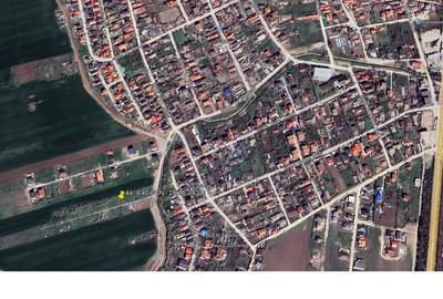 Teren Construcții intravilan de 400 mp, în Lazu