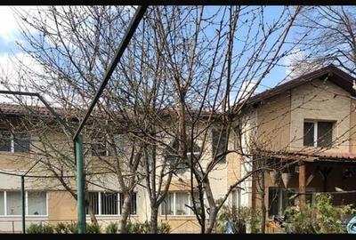 Casă cu 5 camere cu Teren 400 Mp în Micro 17 - 2