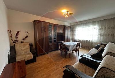 Apartament cu 3 camere decomandat în Bogdan Vodă