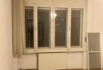 Apartament cu 3 camere în Circumvalațiunii