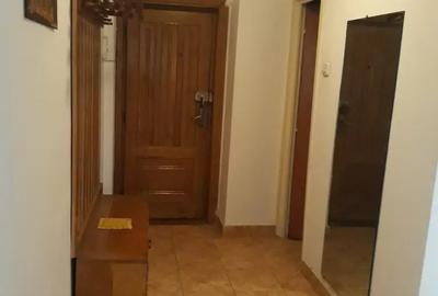 Apartament cu 2 camere decomandat în Central - 2