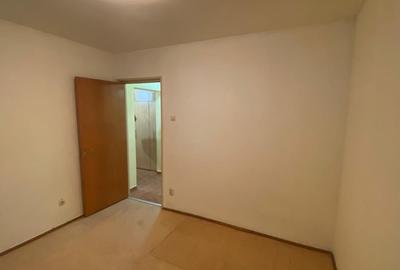 Apartament cu 4 camere decomandat în Tineretului - 13
