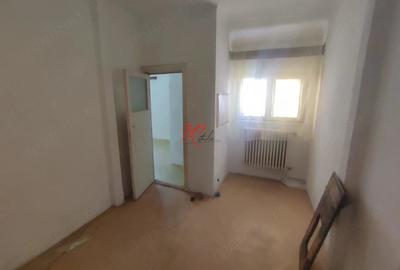 Apartament cu 3 camere în Libertății